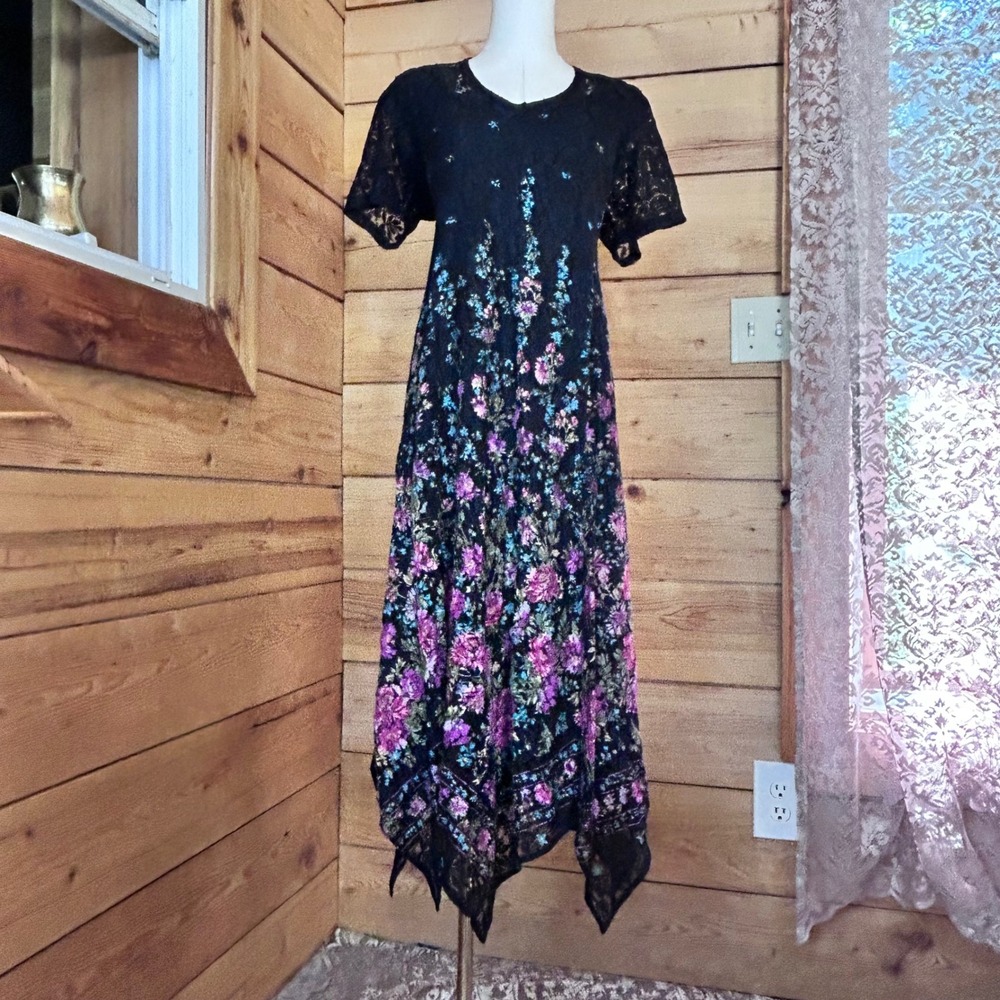 Vintage Lace Floral Handkerchief Hem Dress Size Large Black Whimsigoth Goth 90s
